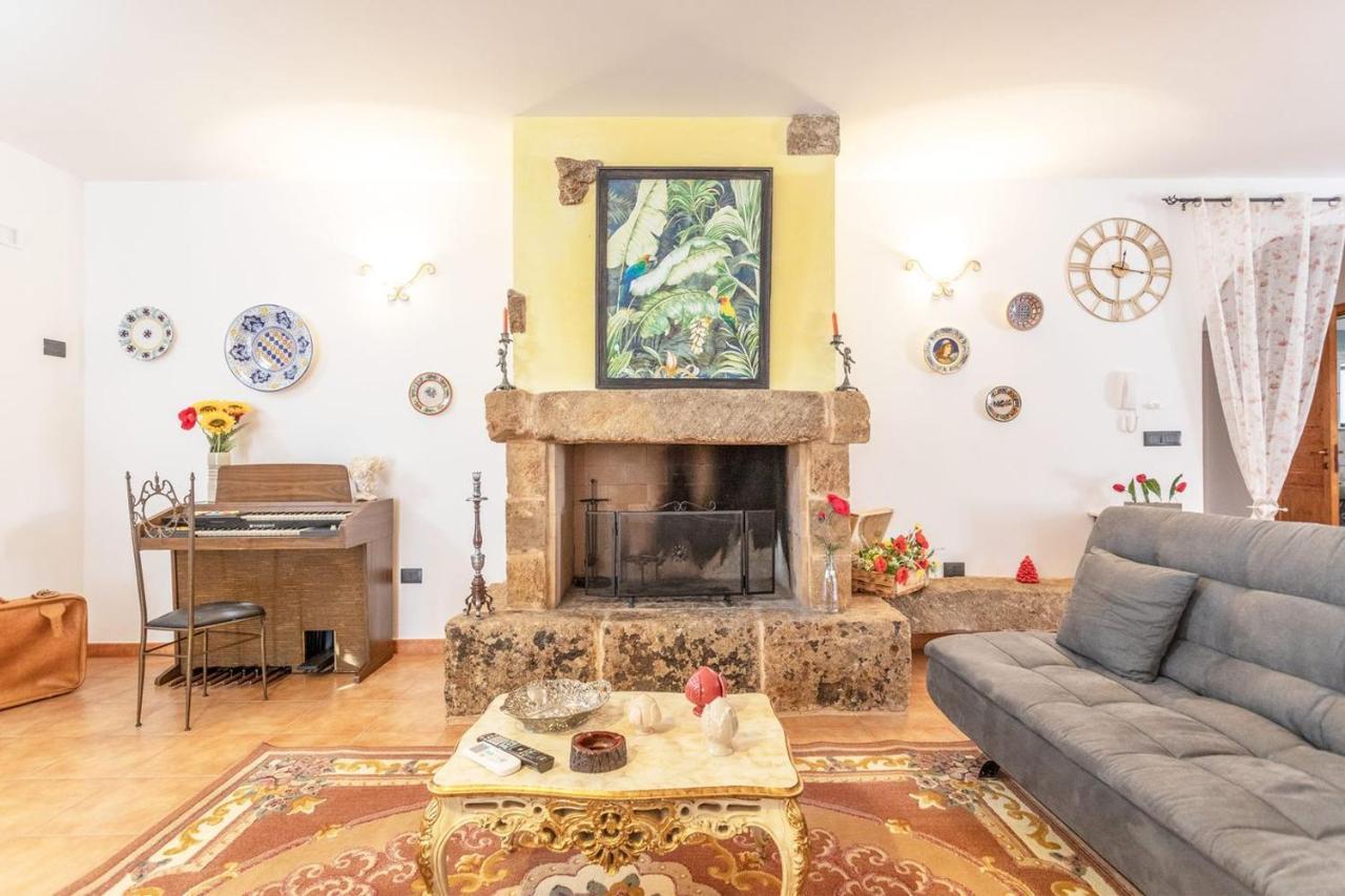 Villa Stracca Con Ampio Spazio Esterno Capilungo Exterior foto